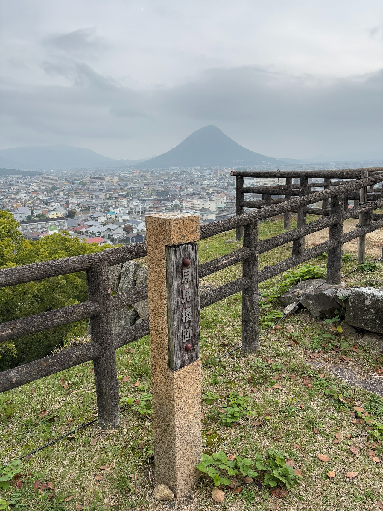 丸亀城-3